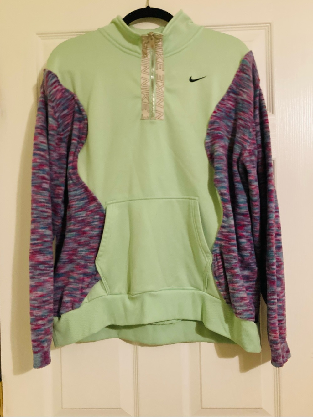 Nike Quarter Zip Athletic Pullover Sweatshirt